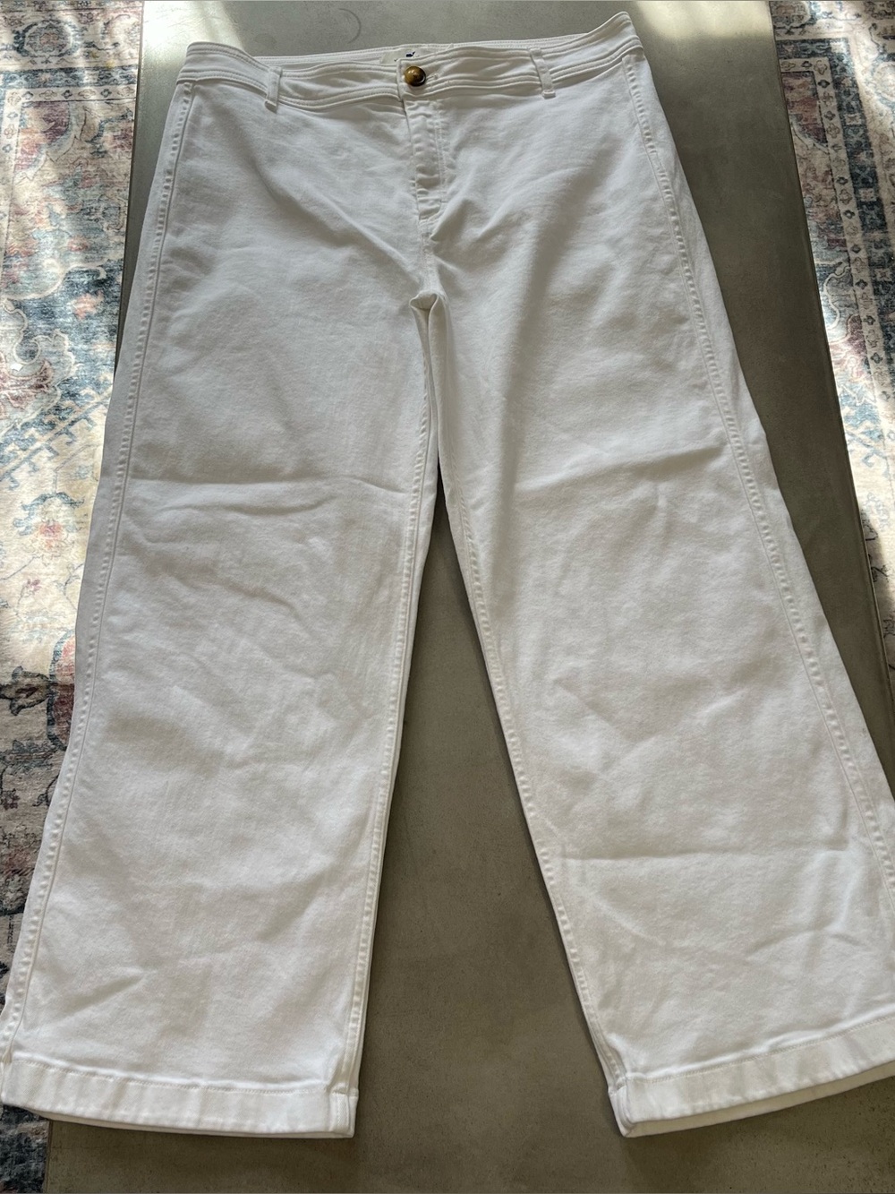 Vineyard Vines Mariner Crop High Rise Wide Leg White Demin Size 31
